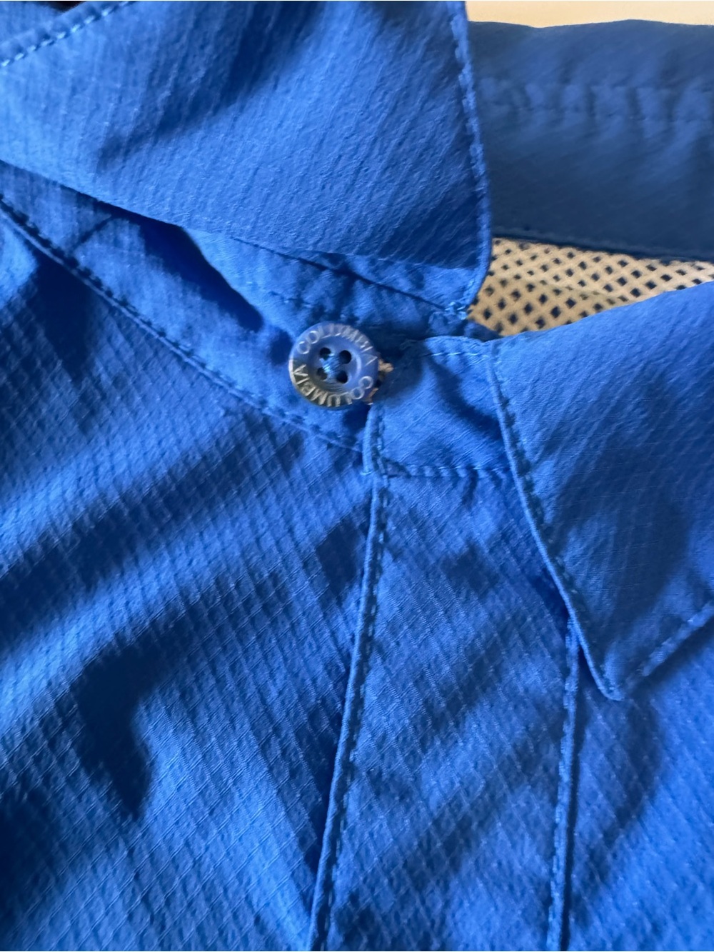 Columbia Men’s Bright Blue Short-Sleeve Button-Down Shirt - Picture 10 of 11